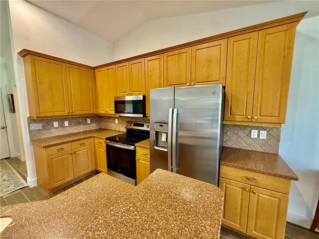 2707 7th ST W photo 25