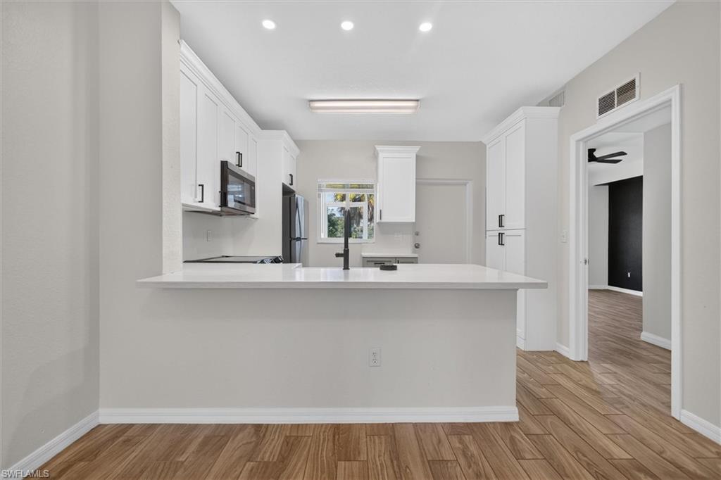 8555 Bernwood Cove LOOP 107 photo 7