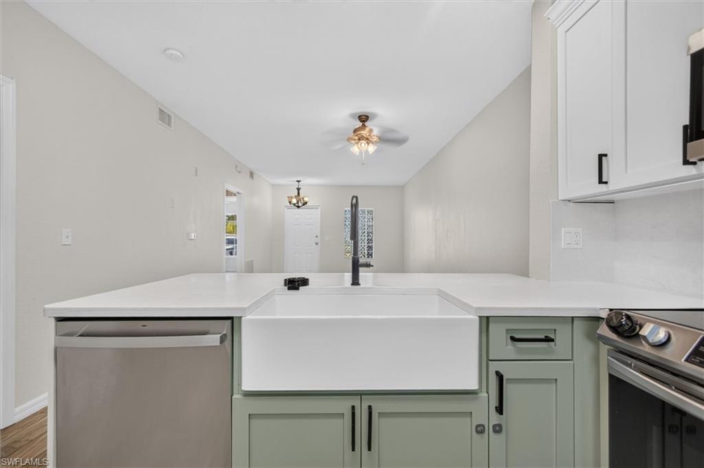8555 Bernwood Cove LOOP 107 photo 11
