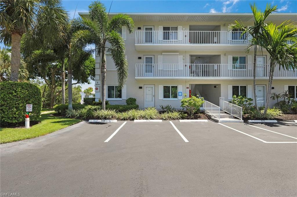3051 SANDPIPER BAY CR., #I-101
