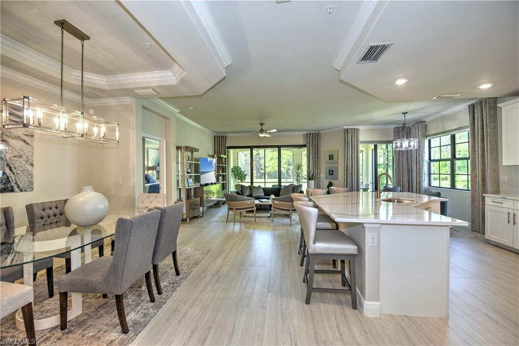 ALL PHOTOS ARE OF A FURNISHED MODEL-THIS UNIT IS UNFURNISHED