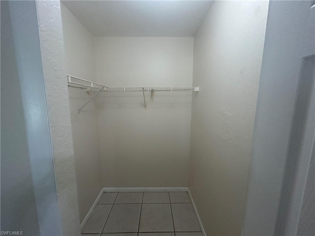 215-217 SE 23rd PL 215 photo 9