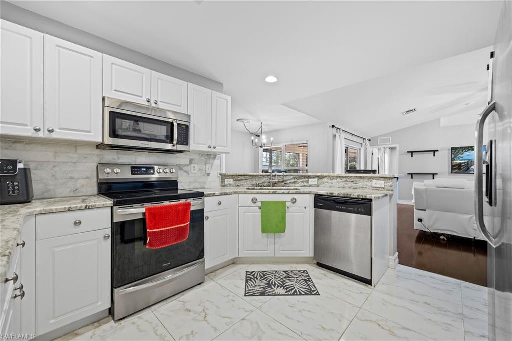421 Broadmoor ST photo 13