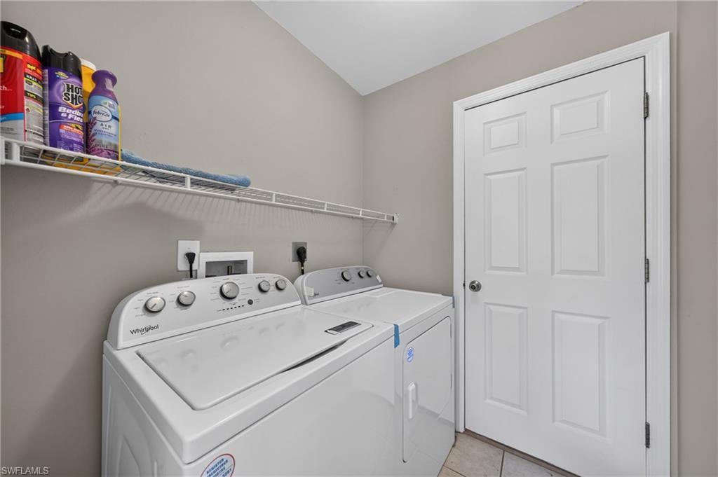 2102 NE 17th AVE photo 17