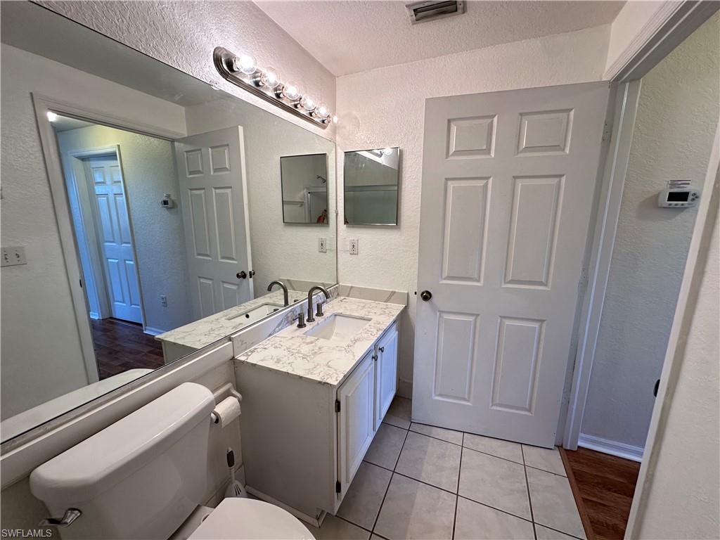 6361 Aragon WAY 208 photo 27