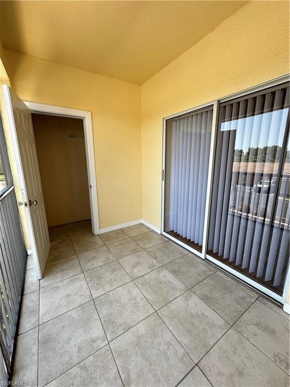 6361 Aragon WAY 208 photo 42