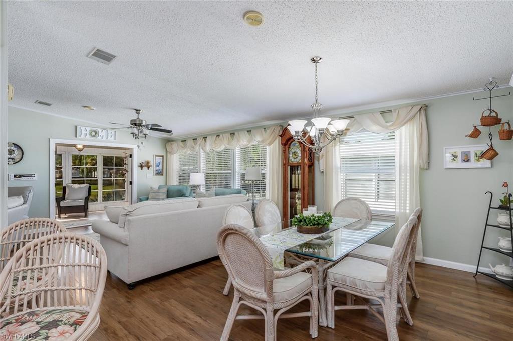 Space flows beautifully for every day life or entertaining.