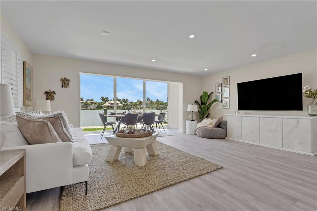 2500 Gulf Shore BLVD N S10 photo 11