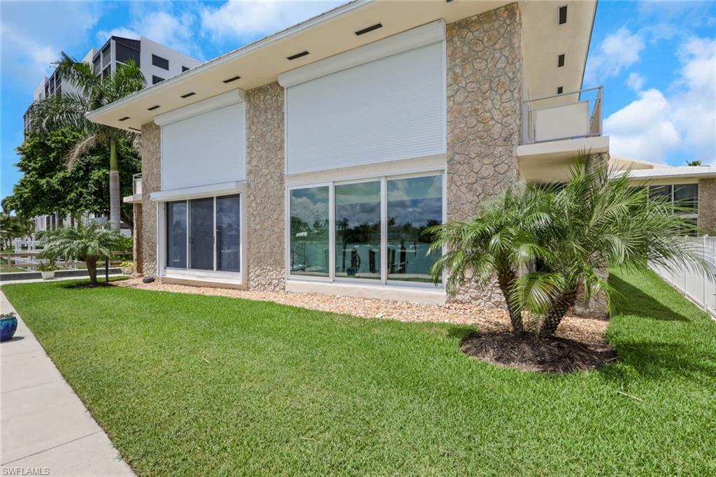 2500 Gulf Shore BLVD N S10 photo 31