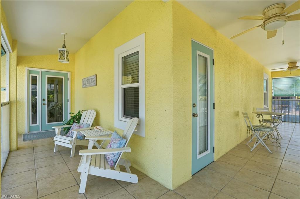 468 Capri CT photo 9