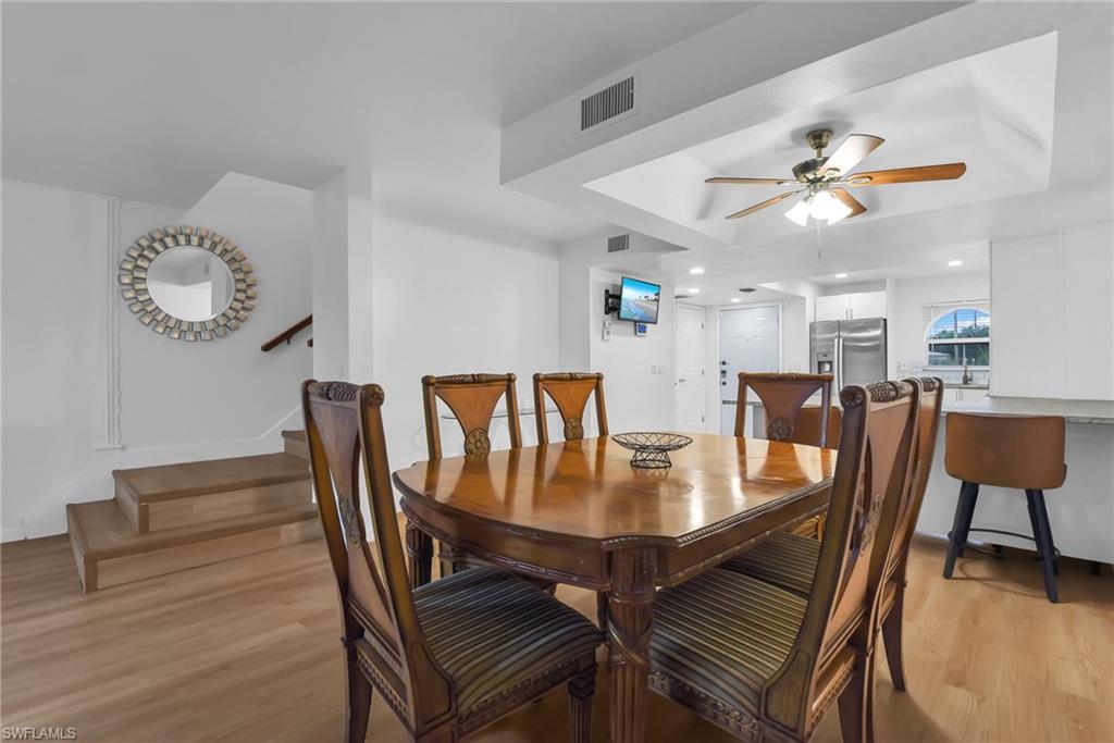 28 Cosmopolitan DR 16 photo 13