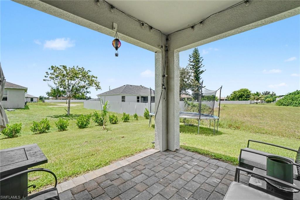 Covered patio with paver flooring