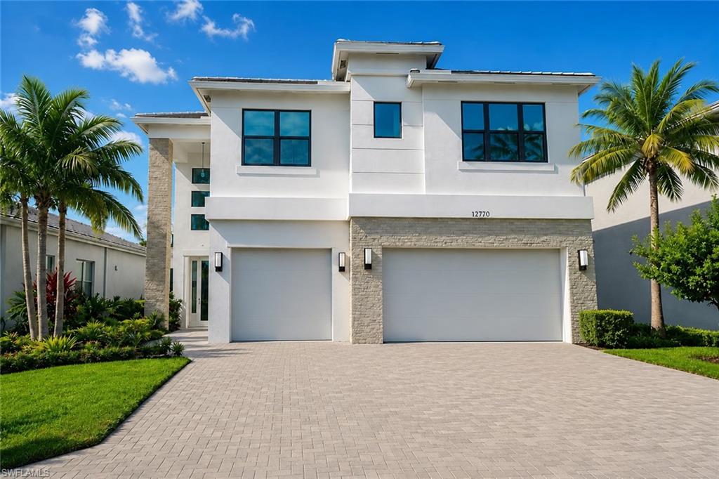 12770 Woodbury DR