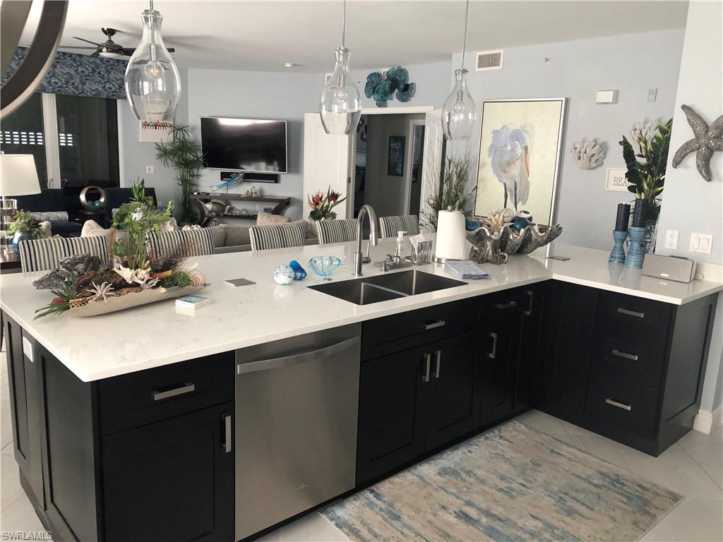 11021 Gulf Reflections DR 101