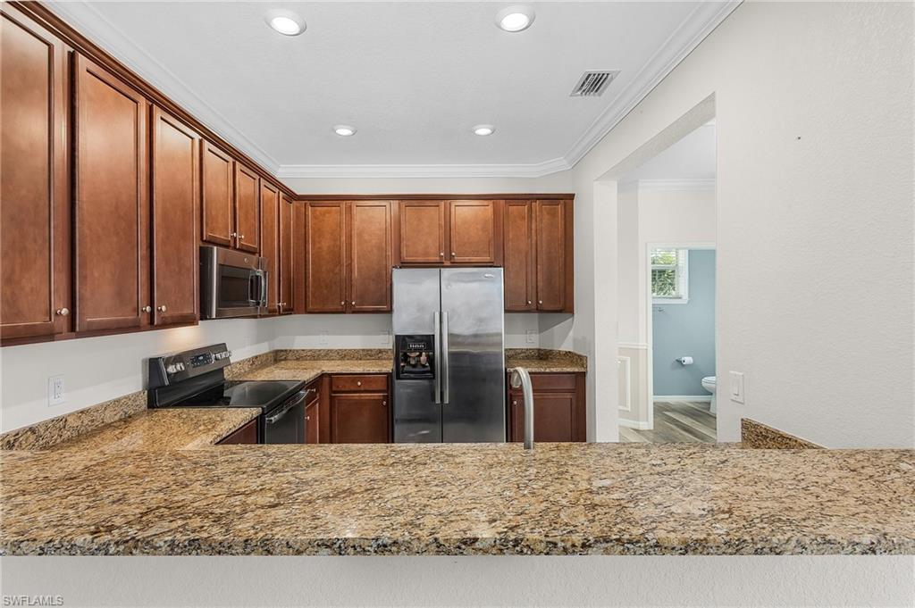 10140 Via Colomba CIR photo 11