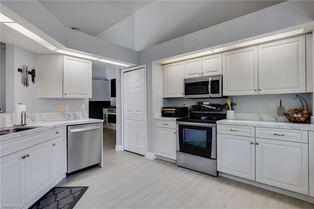 17791 Castle Harbor DR photo 8