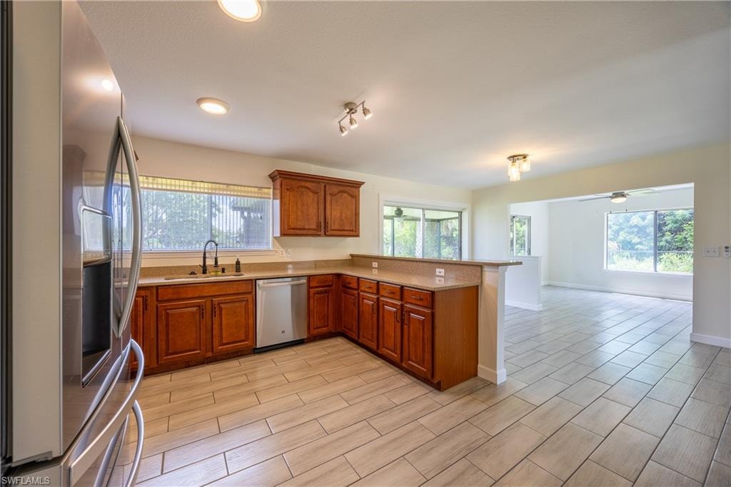 2016 Pellam BLVD photo 13
