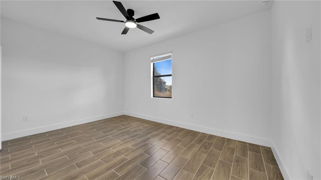 330 Gordon AVE S photo 18