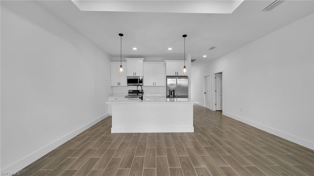 330 Gordon AVE S photo 15