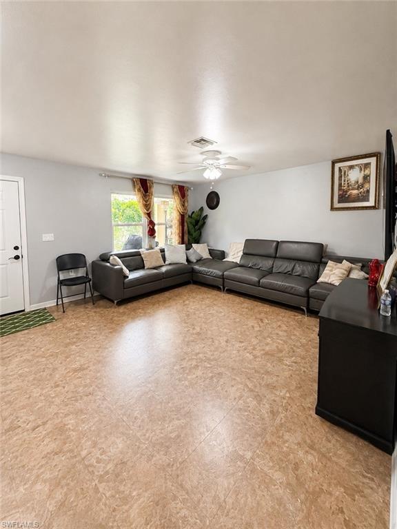 26668 Arrow CT photo 6