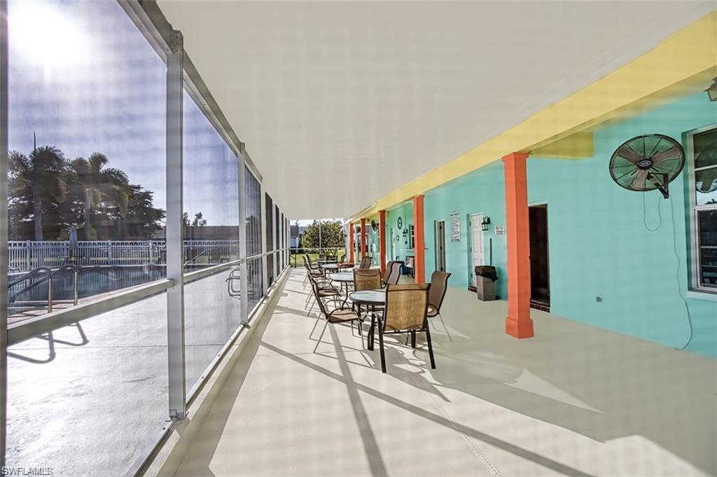 Clubhouse lanai