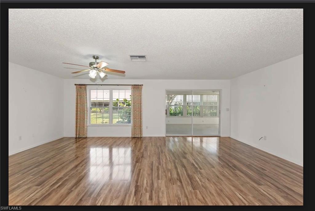 Ooen spacious floor plan to Florida sunroom