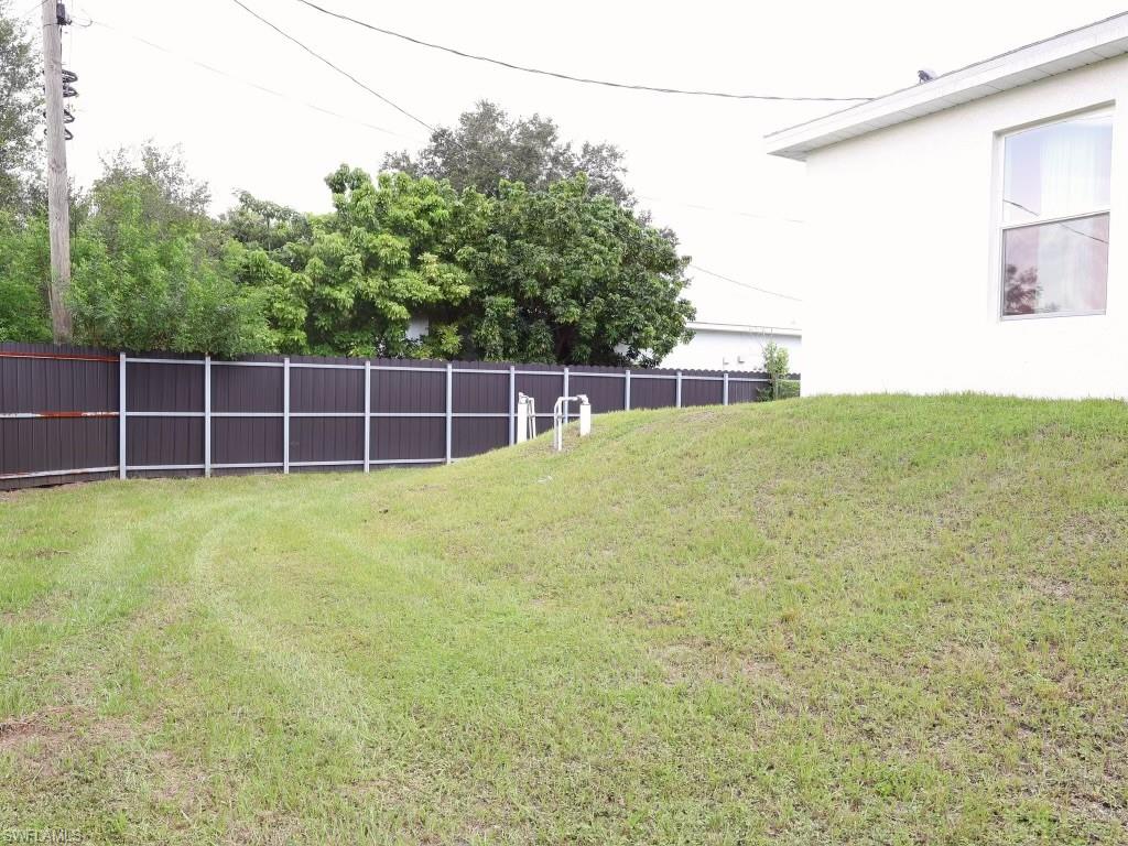 6069 Laurelwood DR photo 13