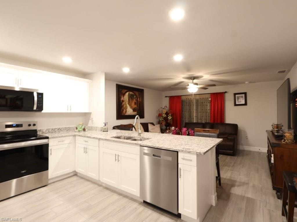 6069 Laurelwood DR photo 24