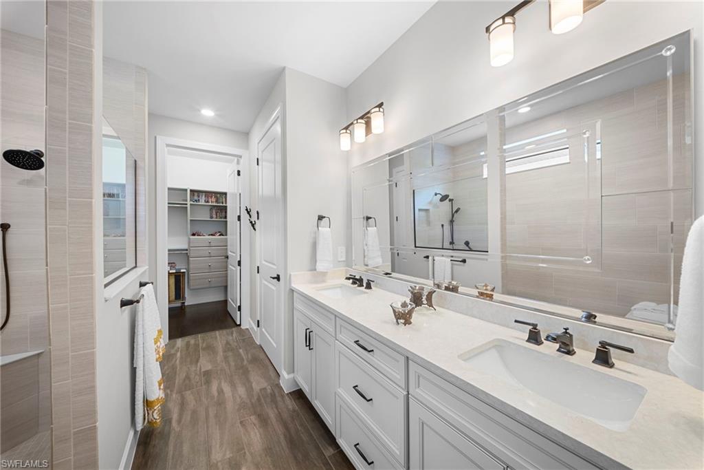 9811 Everglades DR photo 23