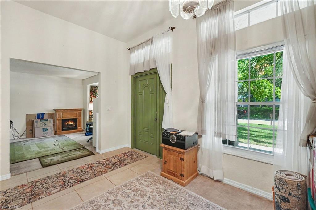 524 SW 23rd TER