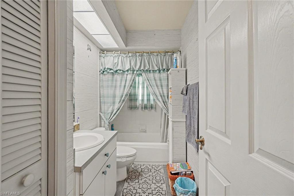 524 SW 23rd TER photo 30