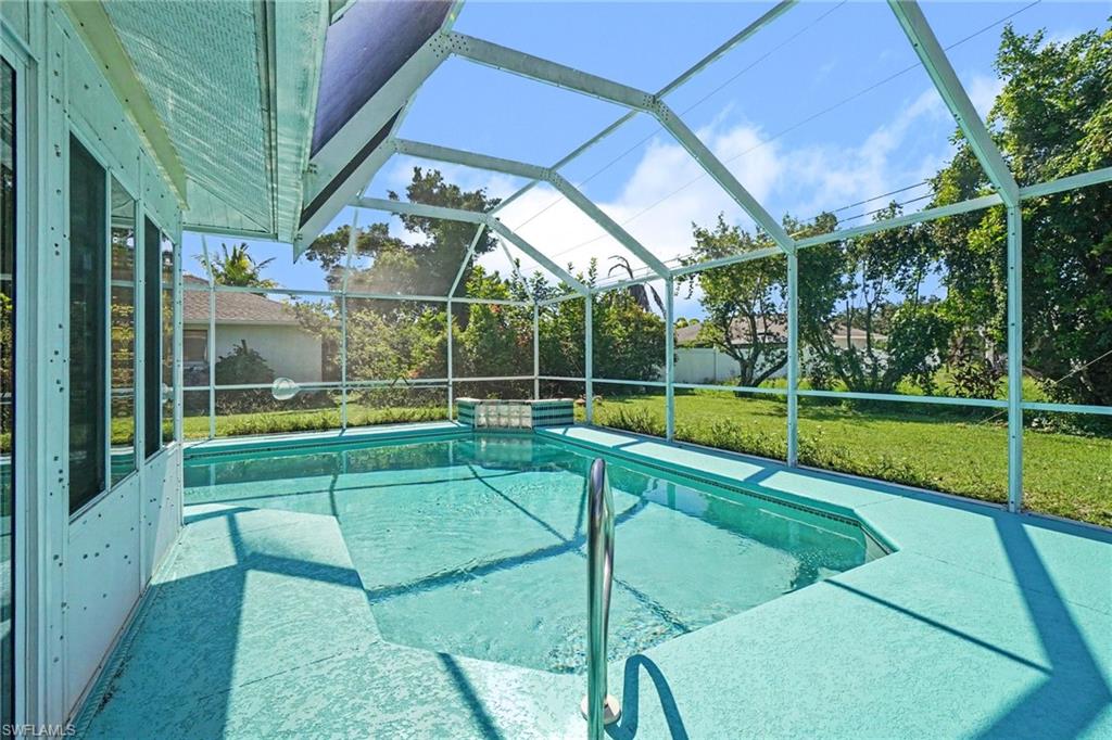 524 SW 23rd TER photo 33