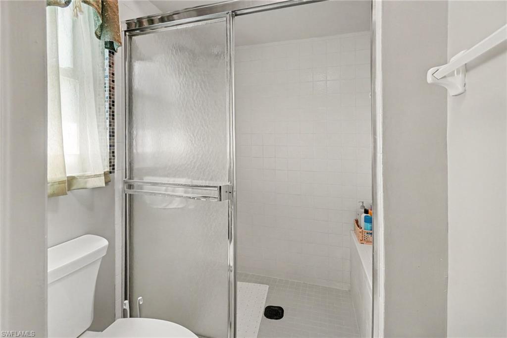 524 SW 23rd TER photo 21