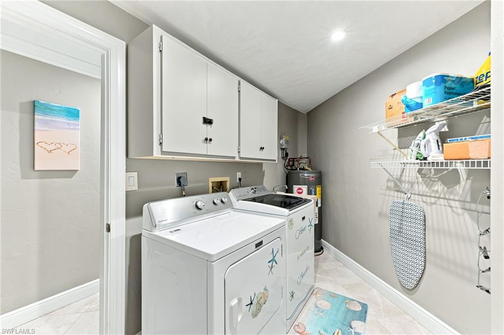 350 Pinehurst CIR photo 22