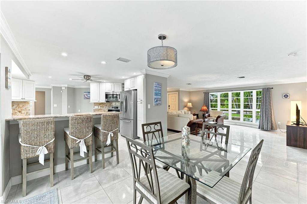 350 Pinehurst CIR photo 8