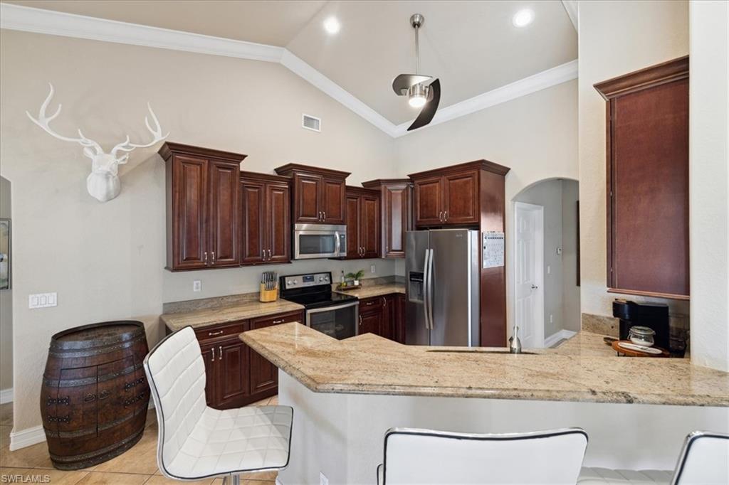 1726 NW 2 TER photo 22