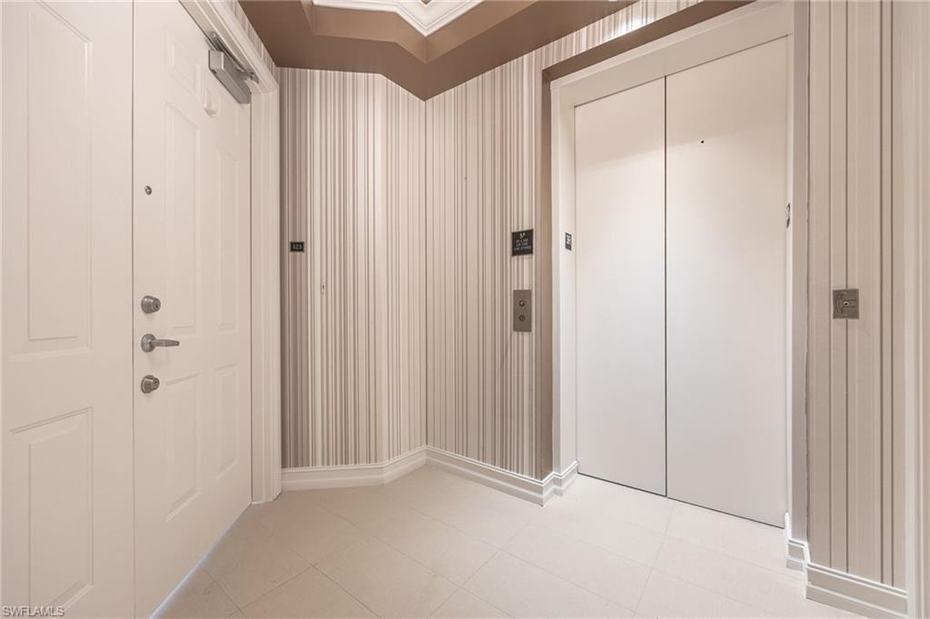 14270 Royal Harbour CT 323