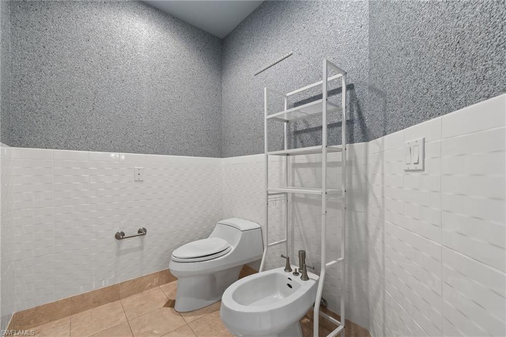 14270 Royal Harbour CT 323 photo 21