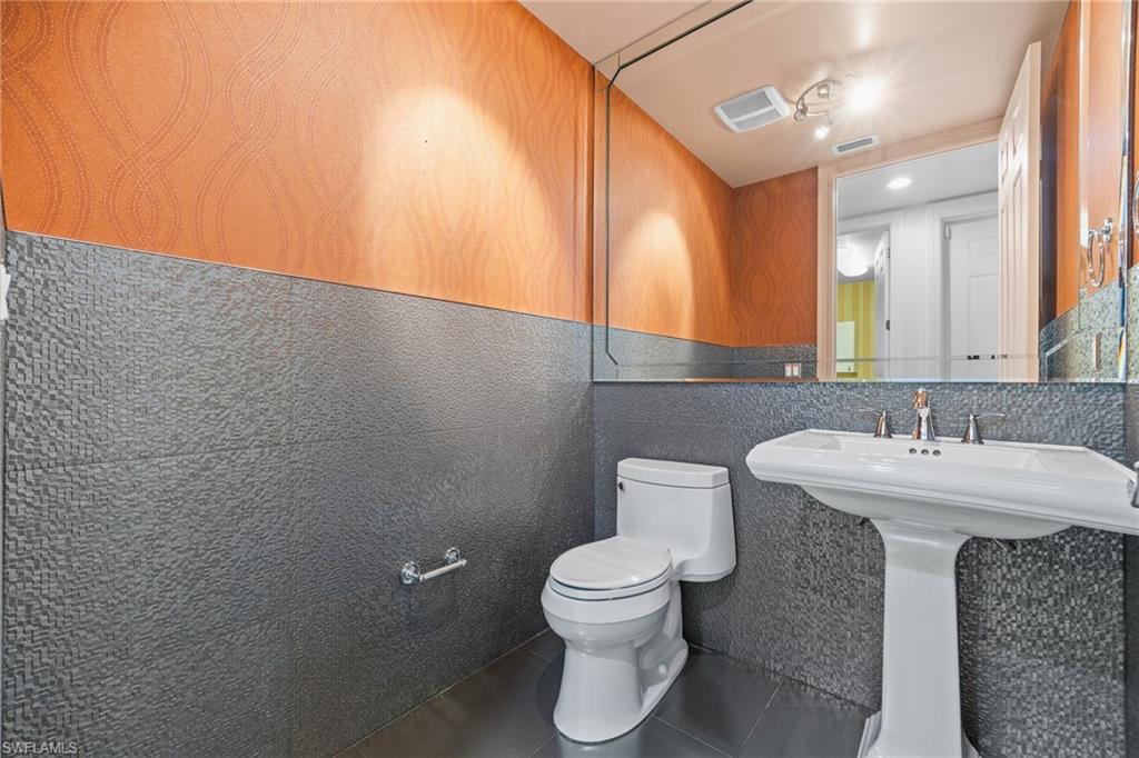 14270 Royal Harbour CT 323 photo 31