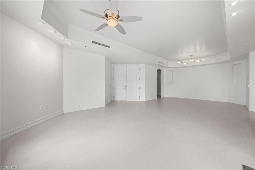 14270 Royal Harbour CT 323