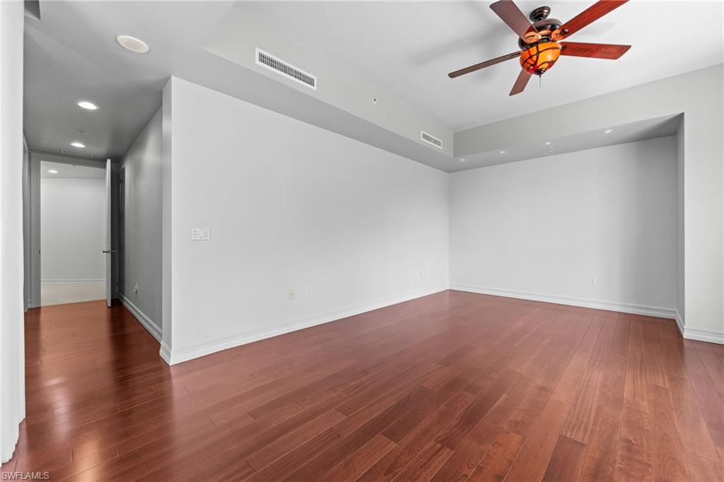 14270 Royal Harbour CT 323 photo 24