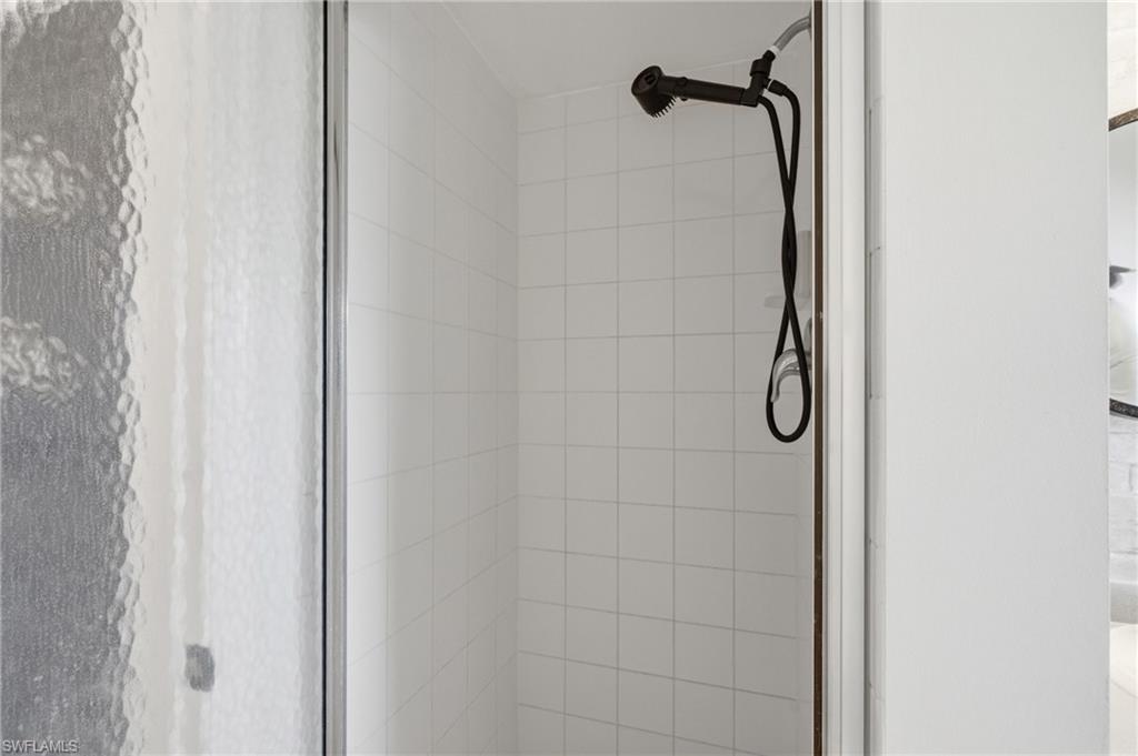 20 Cosmopolitan DR 6 photo 24