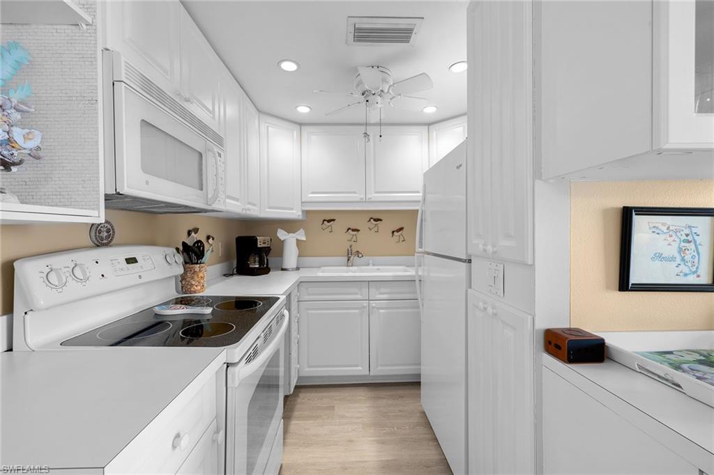 140 Seaview CT S-902 photo 6