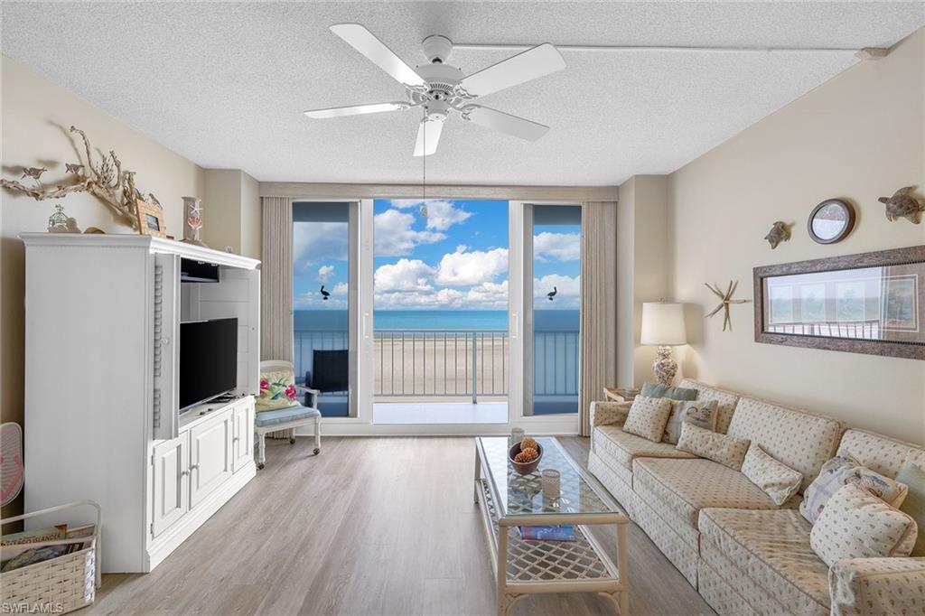 140 Seaview CT S-902