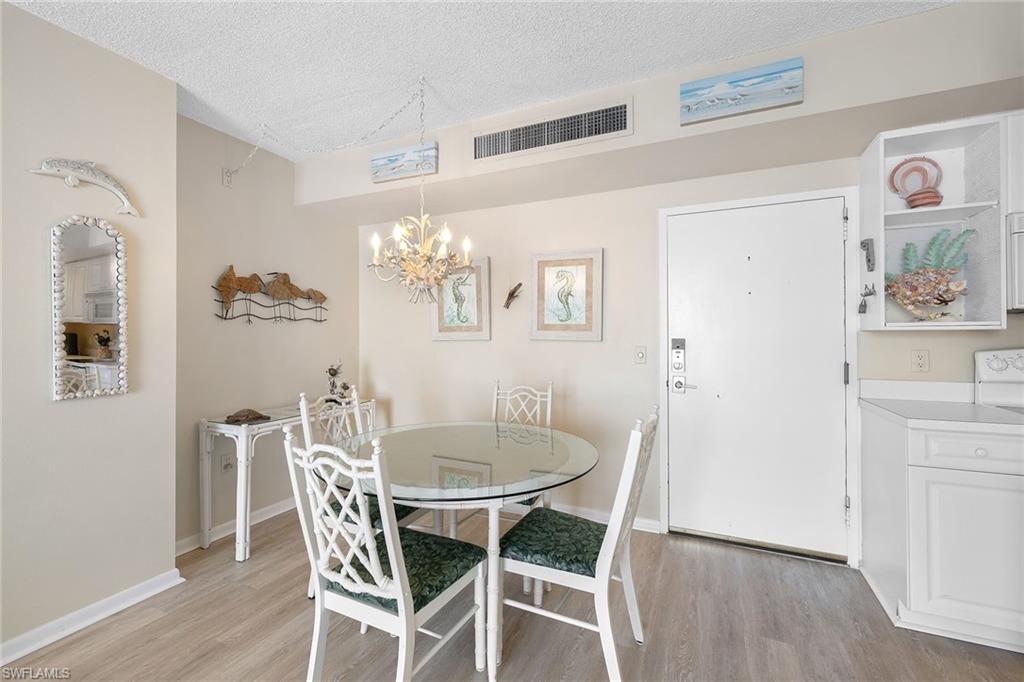 140 Seaview CT S-902 photo 9