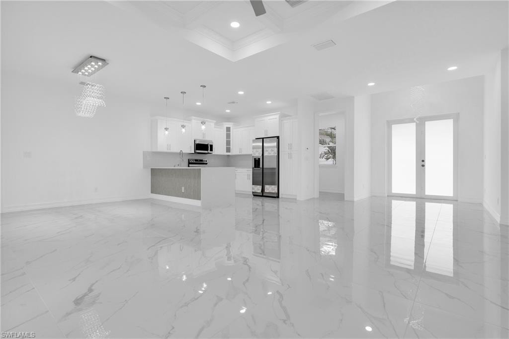 1114 Clark AVE photo 6