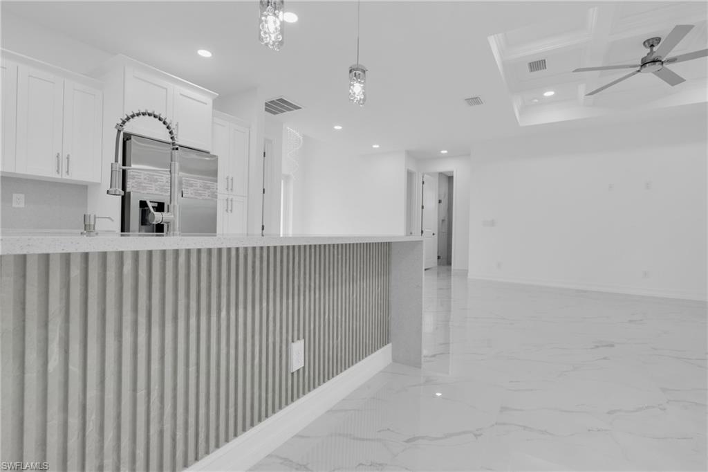 1114 Clark AVE photo 12
