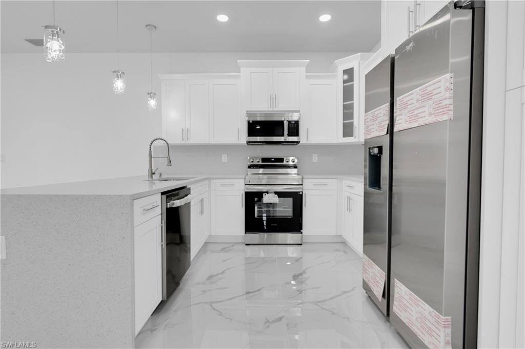 1114 Clark AVE photo 9