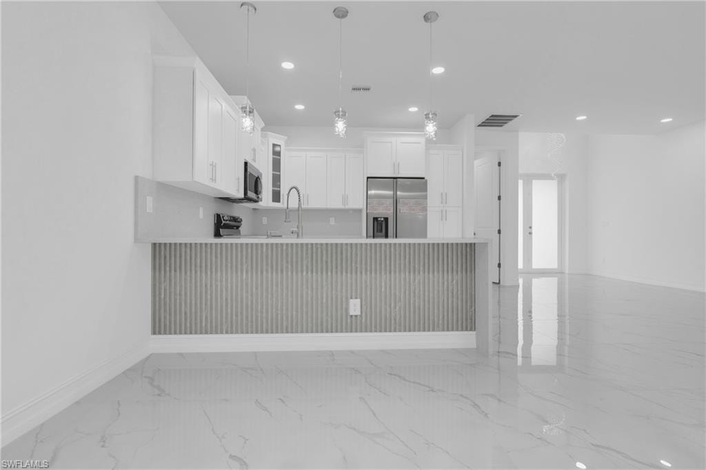 1114 Clark AVE photo 11