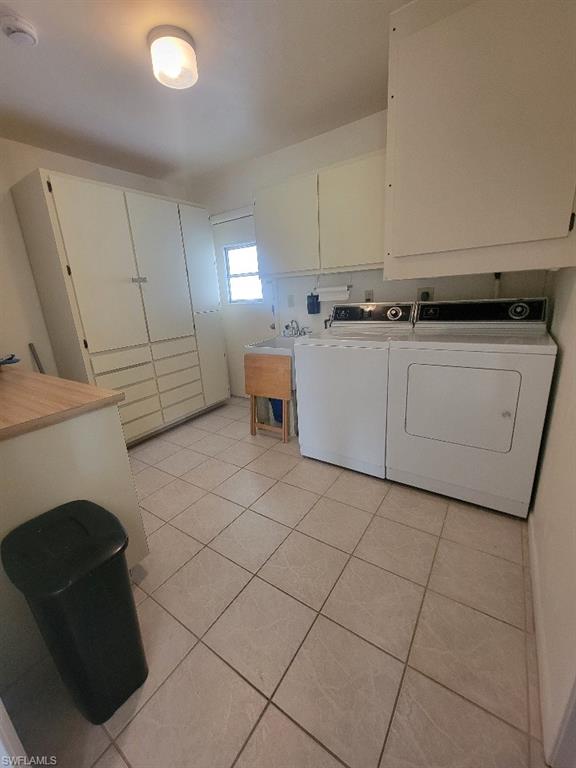 10 Regency CT photo 7